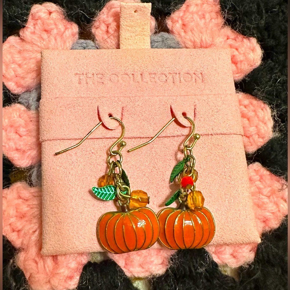 Vintage pumpkin beaded charm fall dangle earrings
